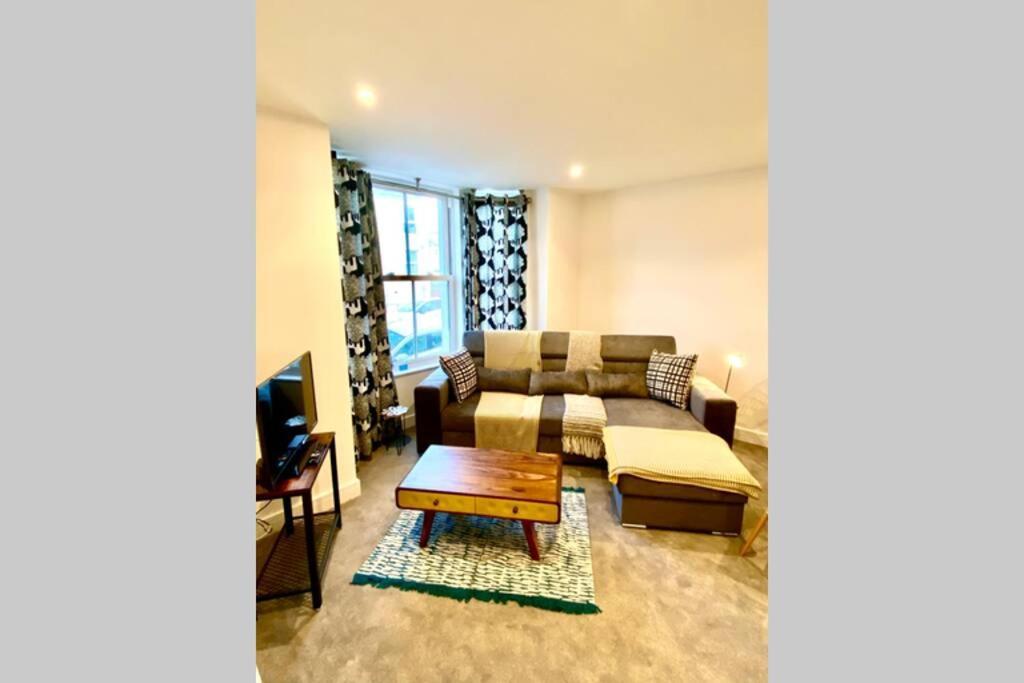 Hollington  Stunning New Apartment Set In St Leonards On Sea מראה חיצוני תמונה